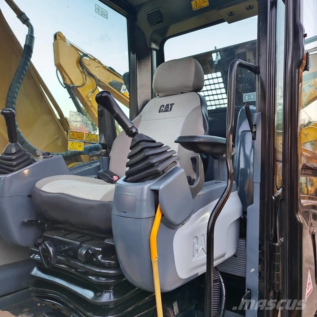 CAT 320 D2 Гусеничные экскаваторы