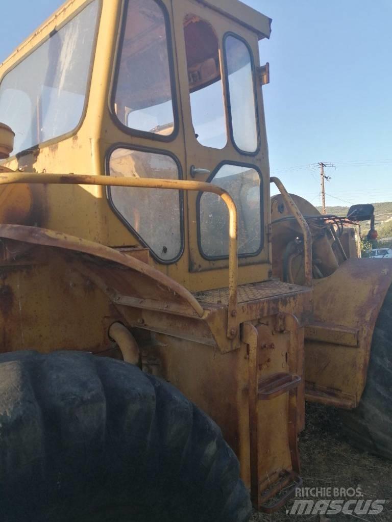 CAT 950C Фронтальные погрузчики