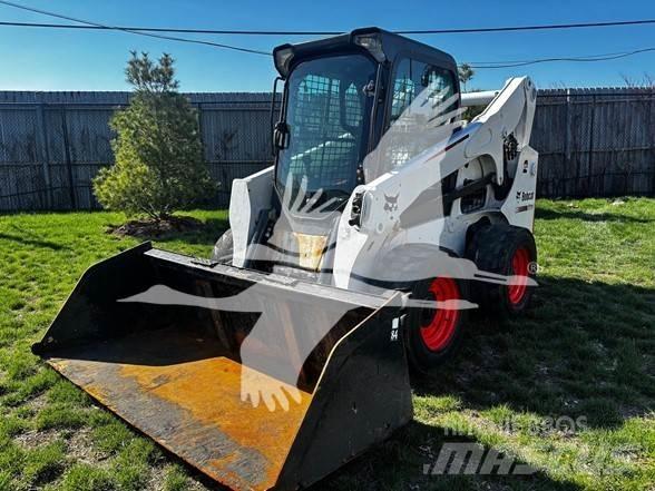 Bobcat S750 Мини-погрузчики