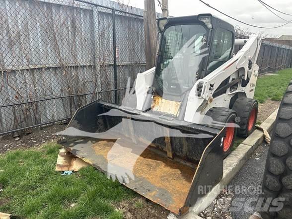 Bobcat S750 Мини-погрузчики