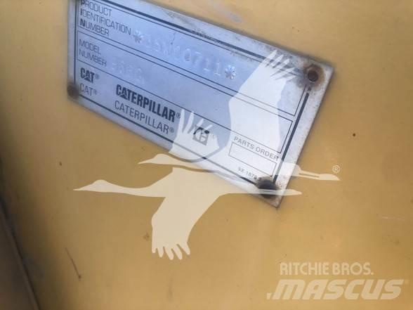 CAT 966G Фронтальные погрузчики