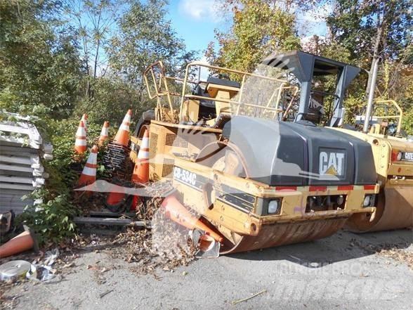 CAT CB-534C Грунтовые катки