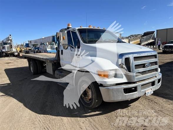 Ford F650 Грузовики-платформы/боковая разгрузка