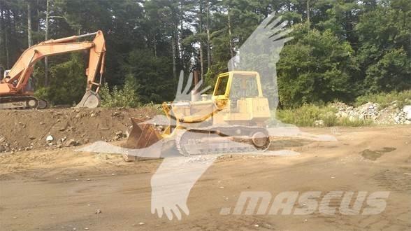 John Deere 855 Гусеничные фронтальные погрузчики