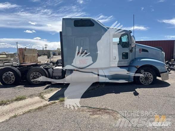 Kenworth T660 Седельные тягачи