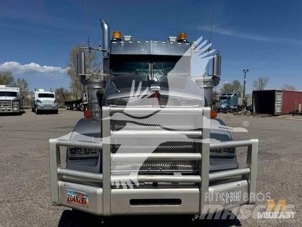 Kenworth T800 Строительная техника - Другие