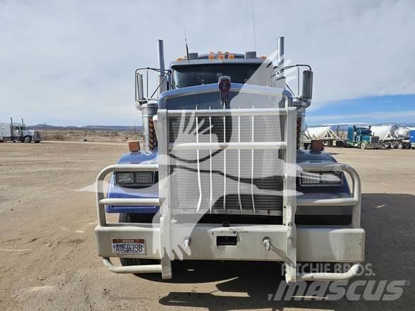 Kenworth W900 Седельные тягачи