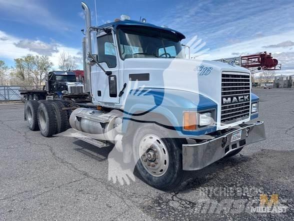 Mack CH613 Седельные тягачи