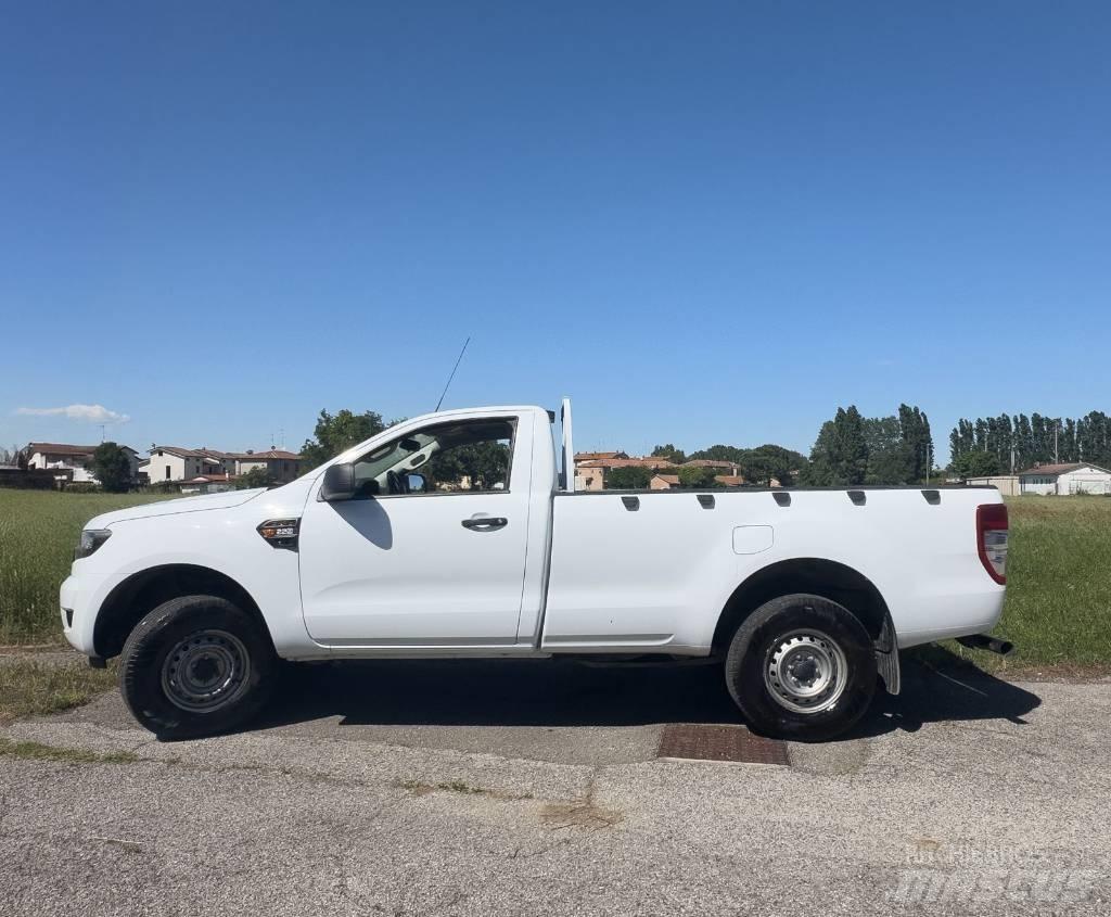 Ford Ranger XL Бортовые фургоны