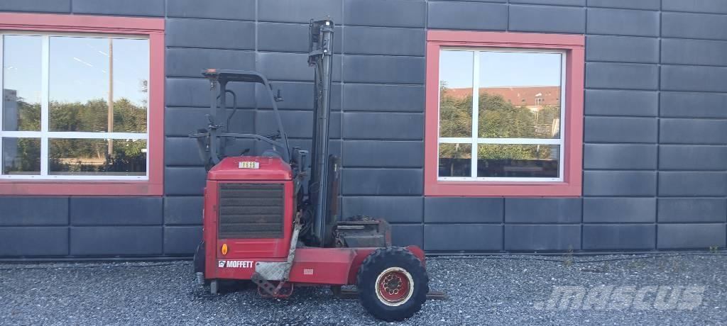 Moffett M5 25.3 NX Дизельные погрузчики