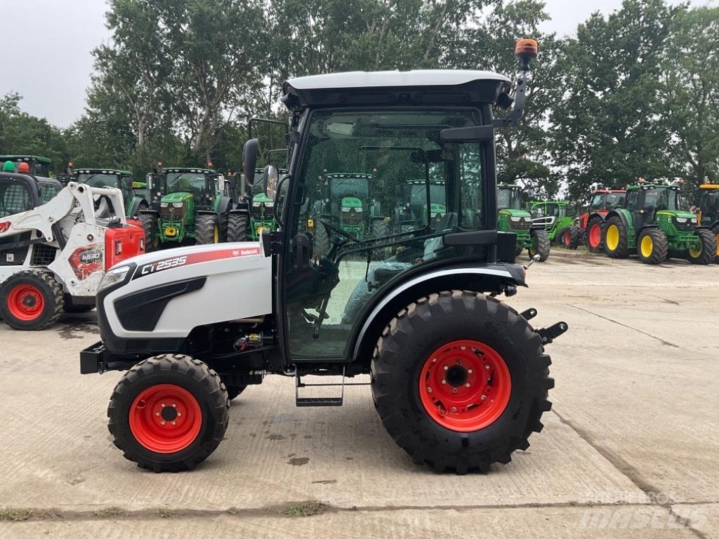 Bobcat CT 2535 Трактора