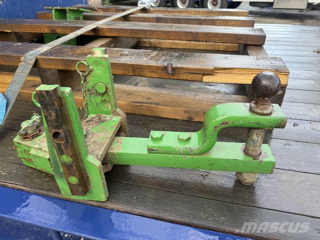 John Deere 5085 GV Трактора