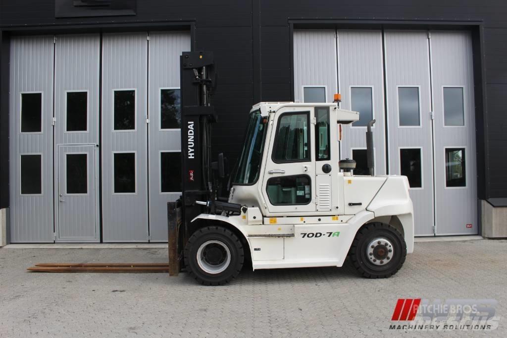 Hyundai 70 D-7 A Дизельные погрузчики