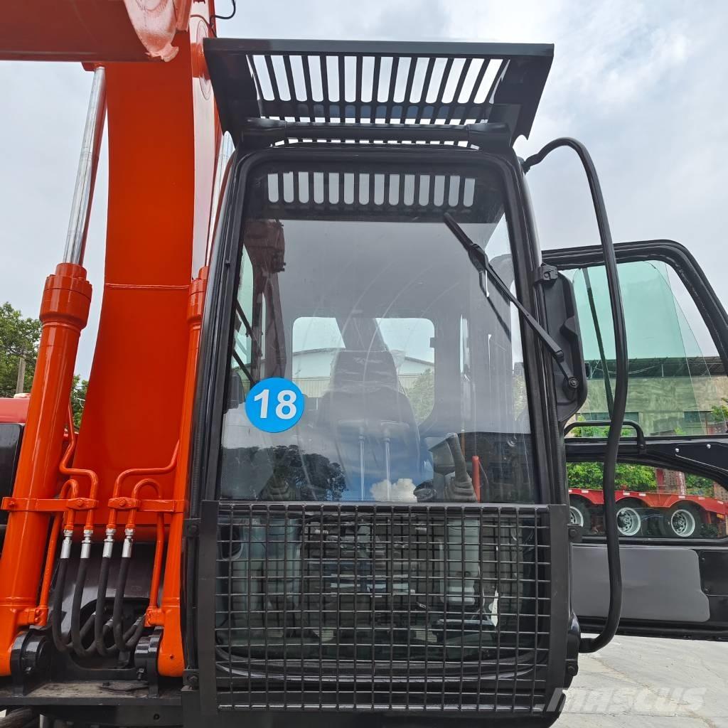Hitachi ZX 120 Гусеничные экскаваторы