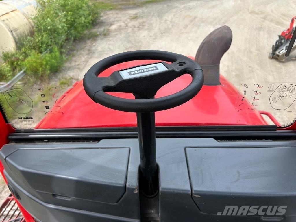 Komatsu 895 Форвардеры