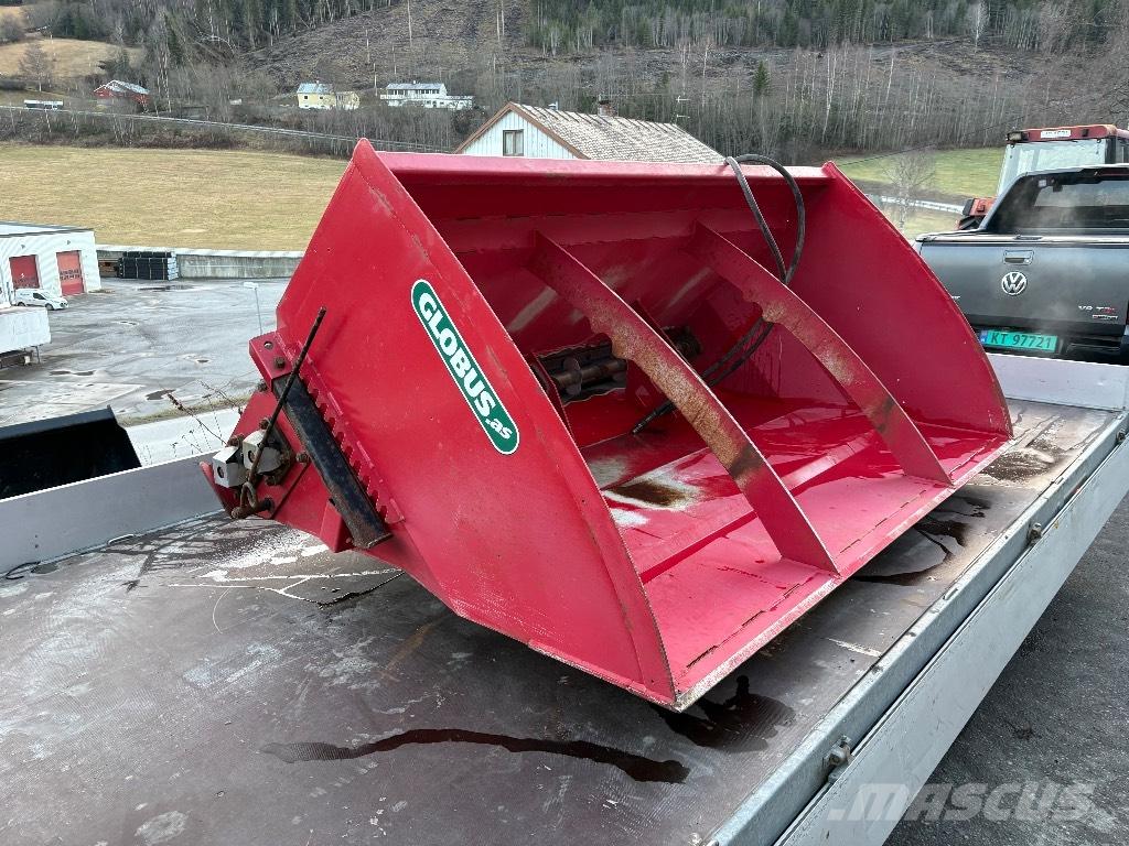 Globus Gsk 1500 Пескоразбрасыватели