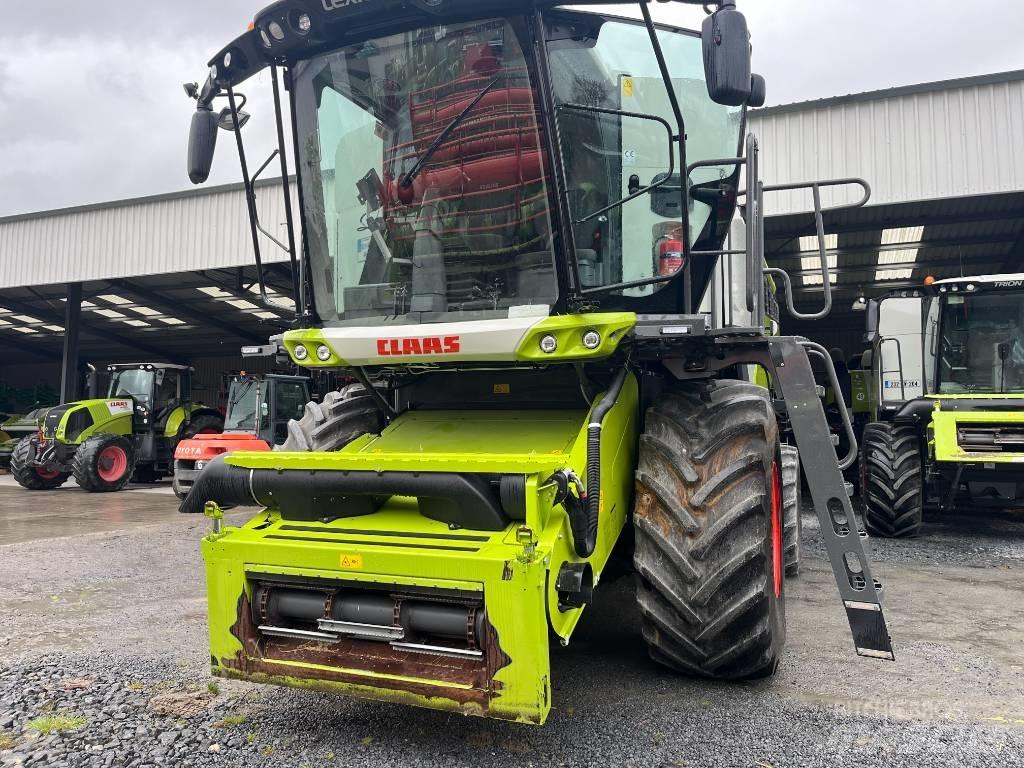 CLAAS Lexion 5400 Зерноуборочные комбайны