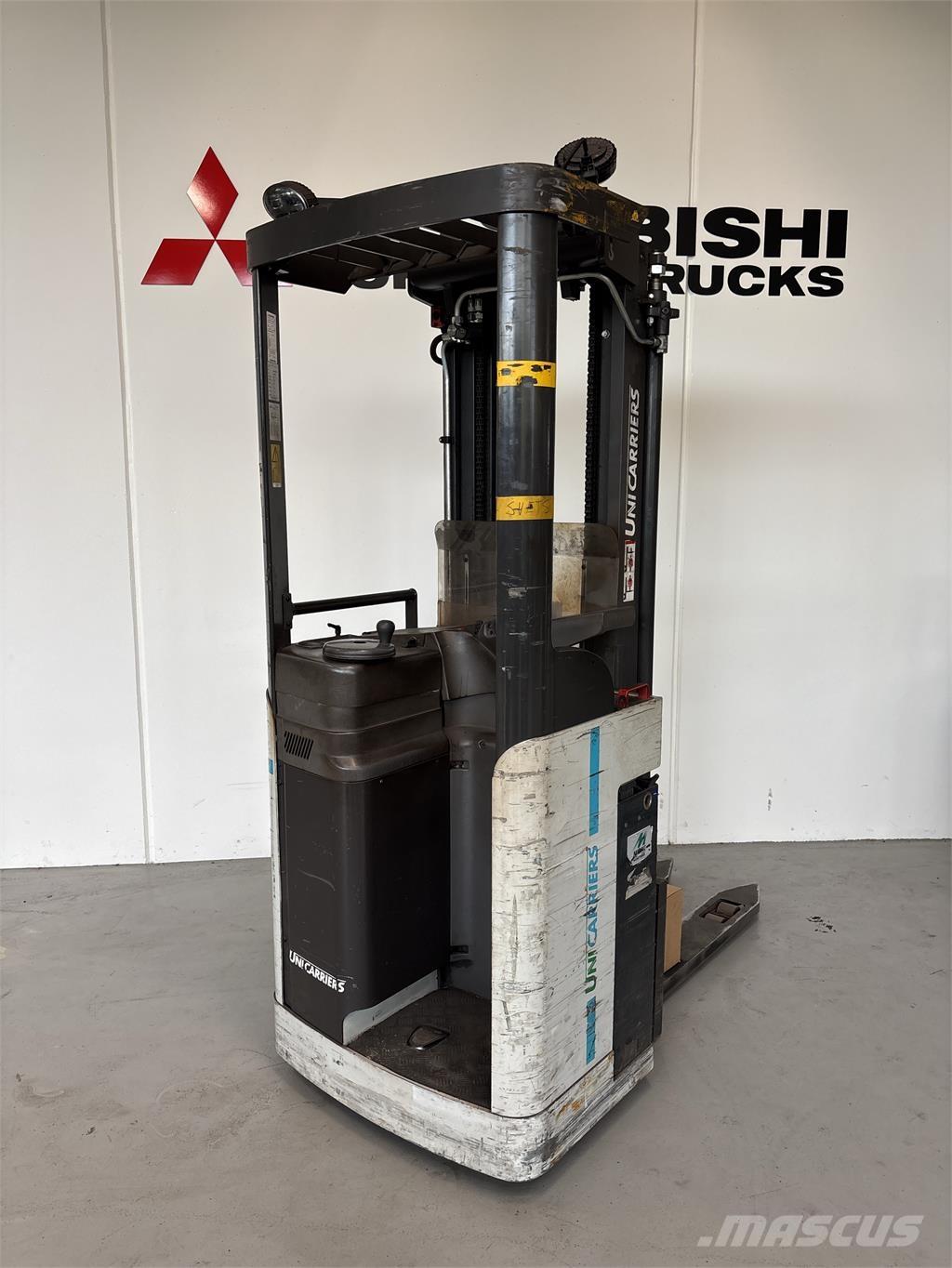 Atlet A160 Самоходные электроштабелёры