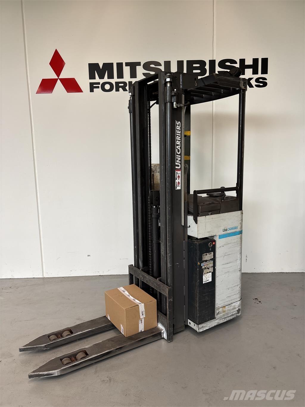 Atlet A160 Самоходные электроштабелёры