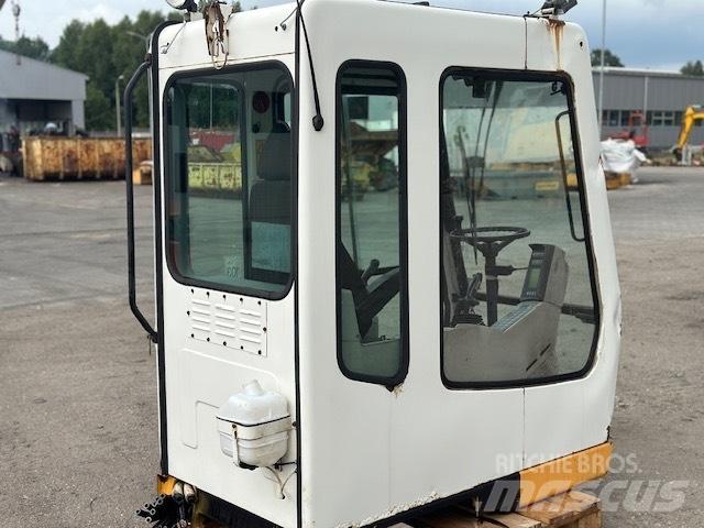 Liebherr A 924 B CAB Кабины и интерьер
