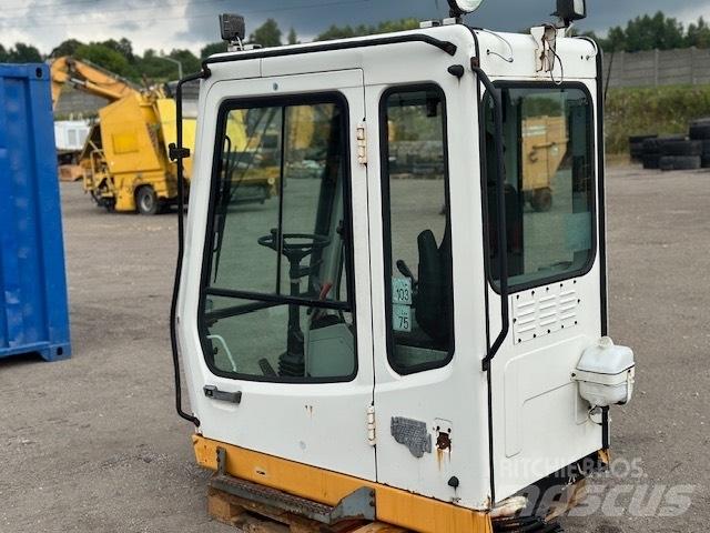 Liebherr A 924 B CAB Кабины и интерьер