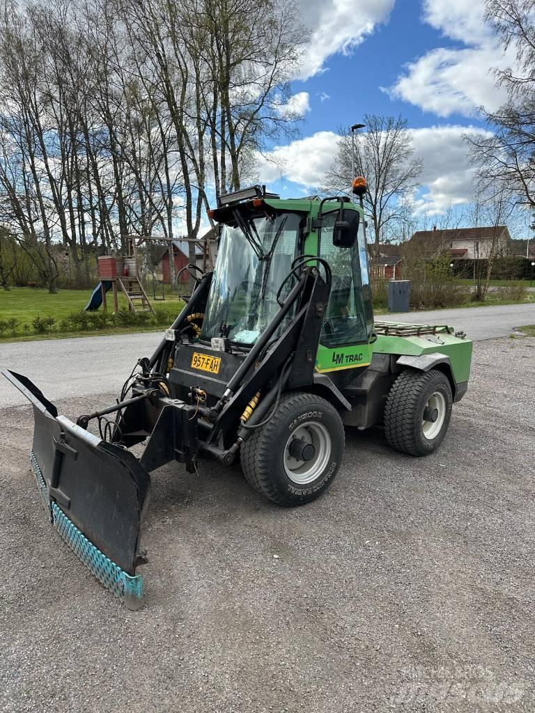 LM Trac 485 Коммунальные тракторы