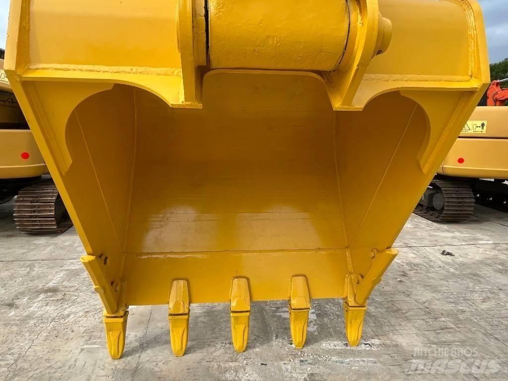Komatsu pc400-8 Гусеничные экскаваторы