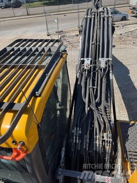 Volvo EC220EL Гусеничные экскаваторы