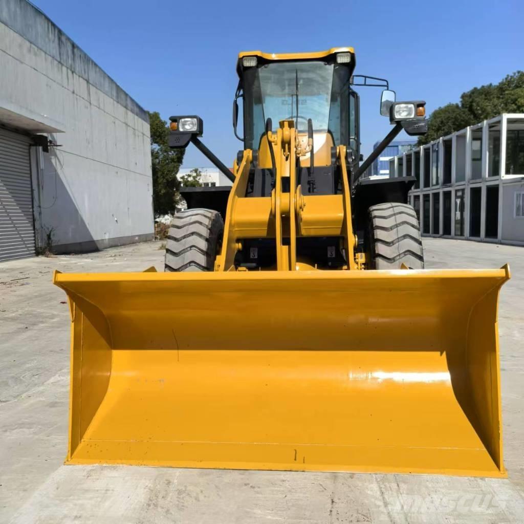 SDLG LG 936 L Фронтальные погрузчики