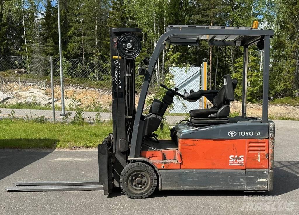 Toyota 7 FBEF 16 Электропогрузчики