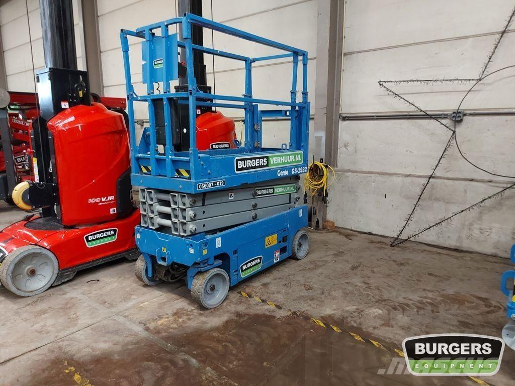 Genie GS1932 Ножничные подъемники