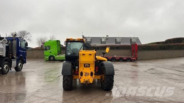 JCB 533-105 Телескопические погрузчики