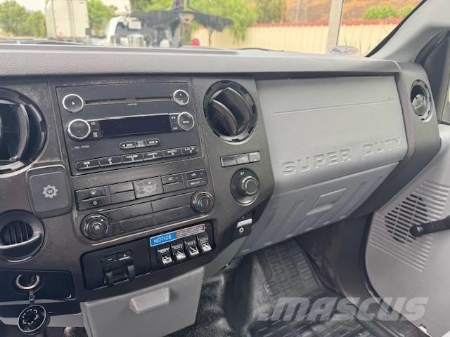 Ford F 450 Комбинированные дорожные машины
