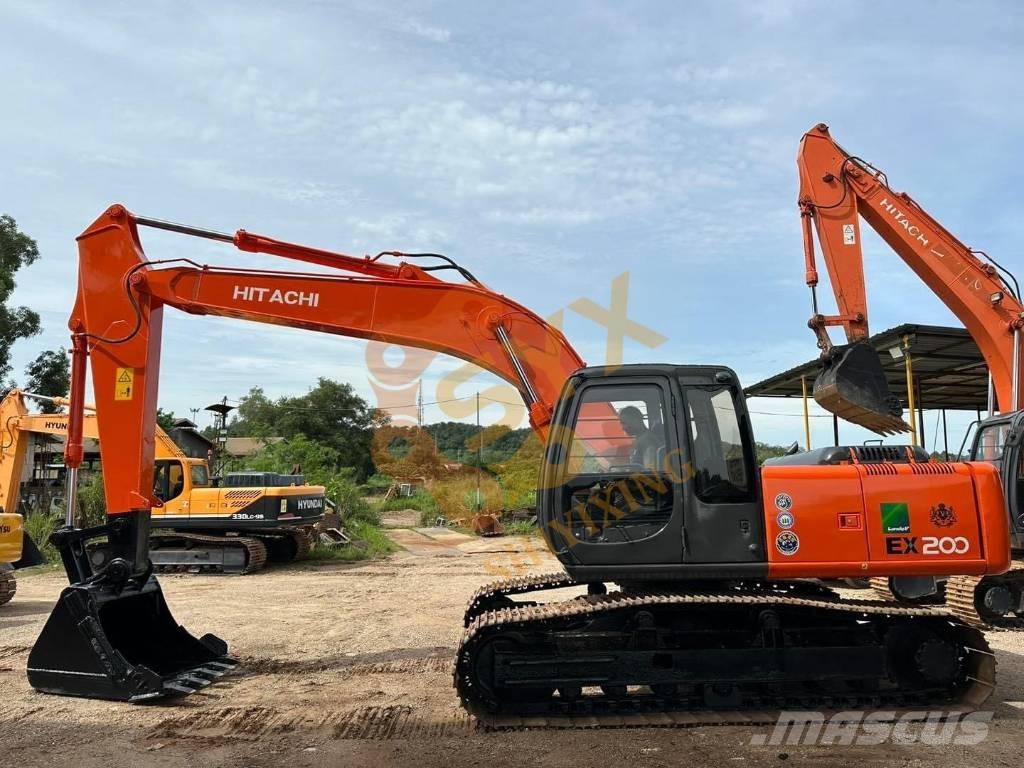 Hitachi EX 200 Гусеничные экскаваторы