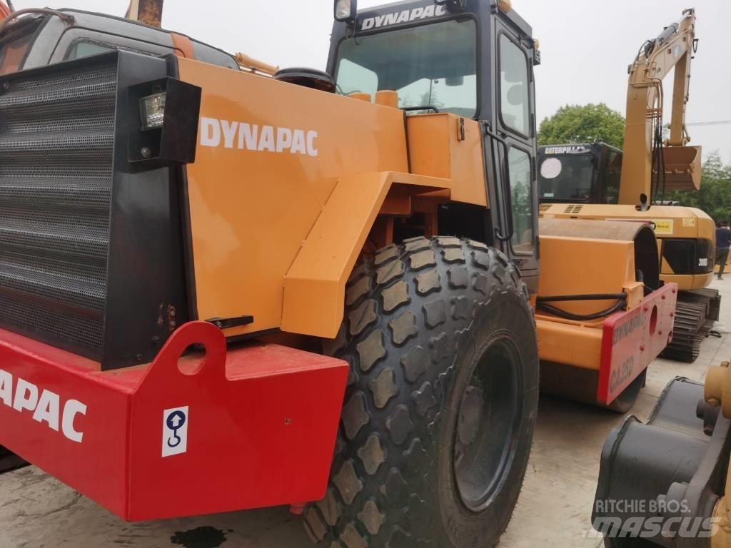 Dynapac CA 25 D Грунтовые катки