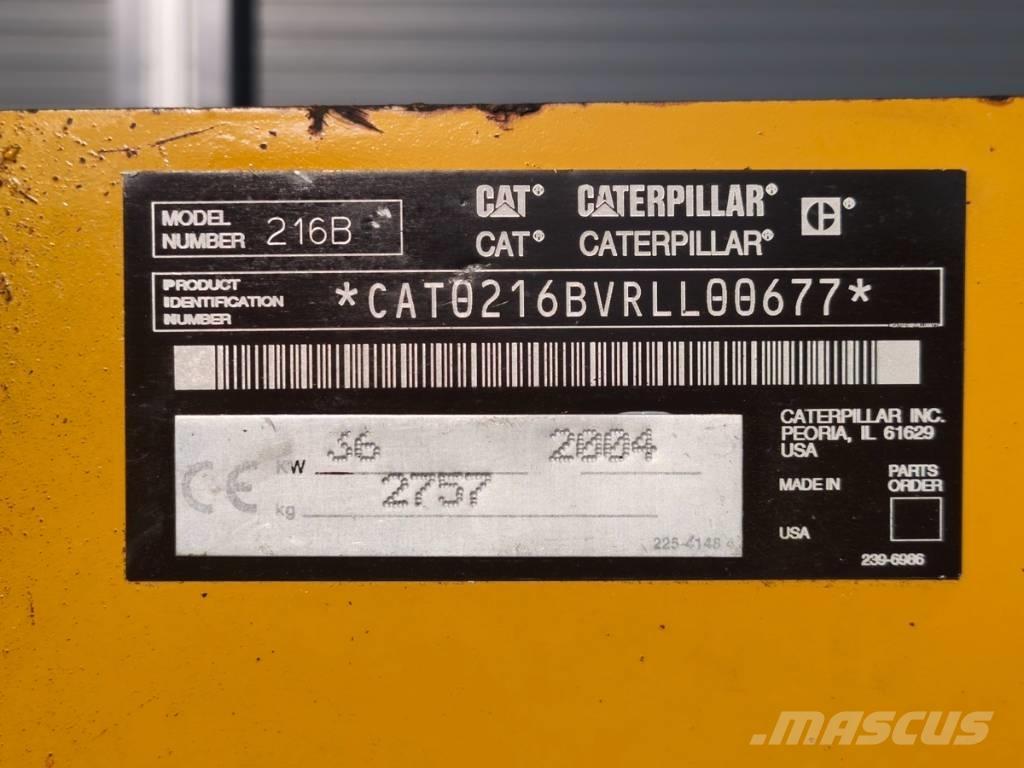 CAT 216 B Малые погрузчики