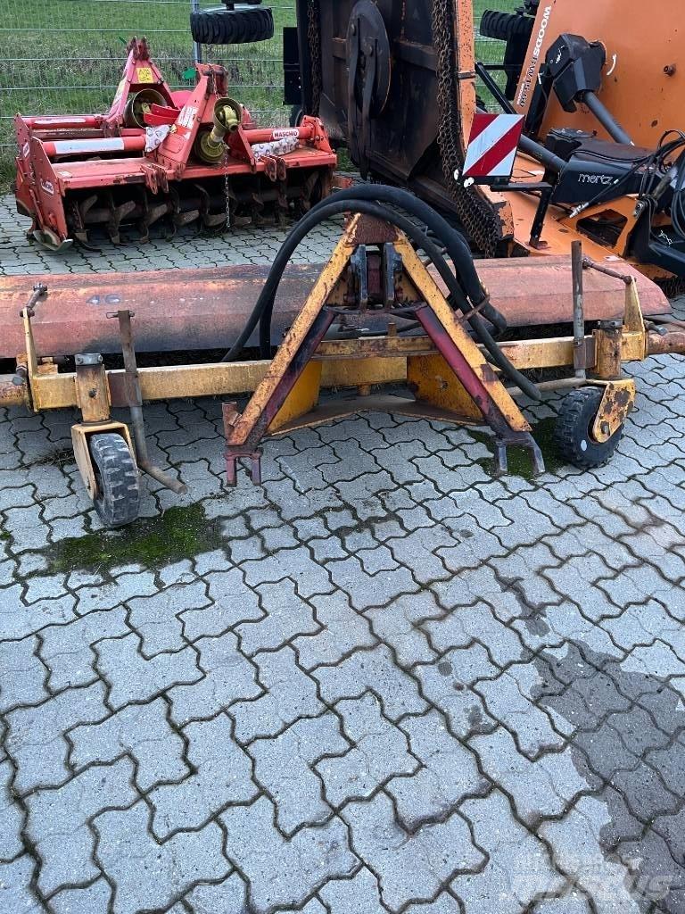GMR HF 25 A Вакуумные уборочные машины