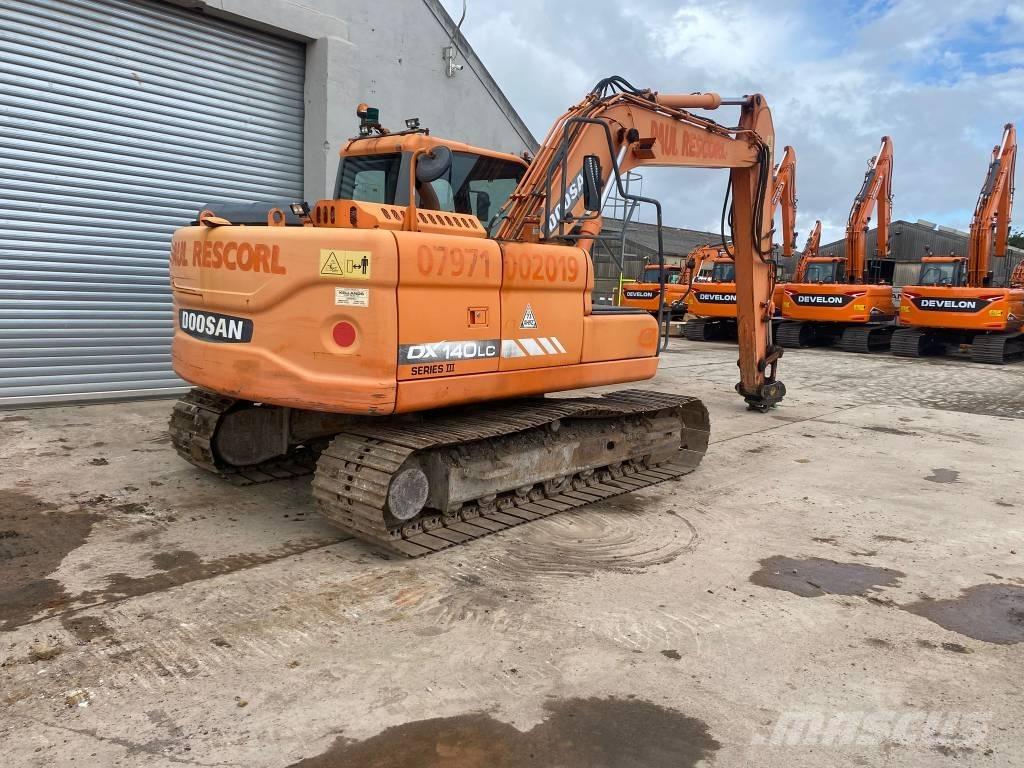 Doosan DX 140 LC-3 Гусеничные экскаваторы