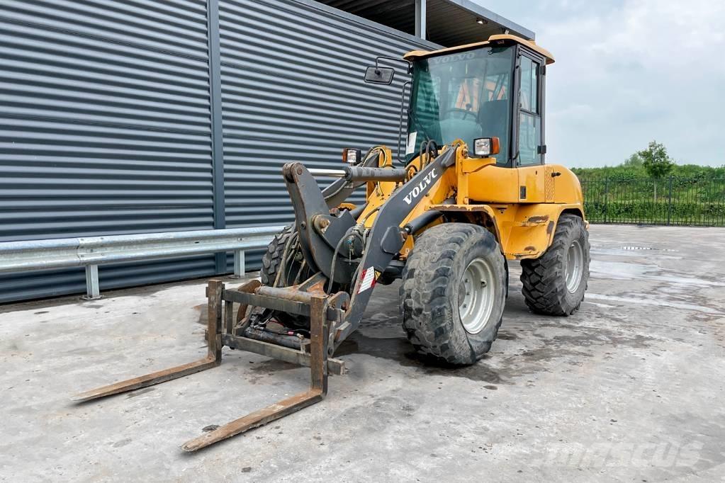 Volvo L 30 ZX Фронтальные погрузчики