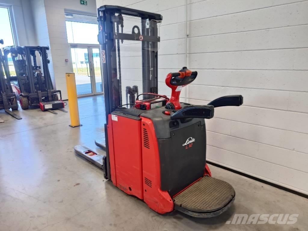 Linde L12AP/133 Самоходные электроштабелёры