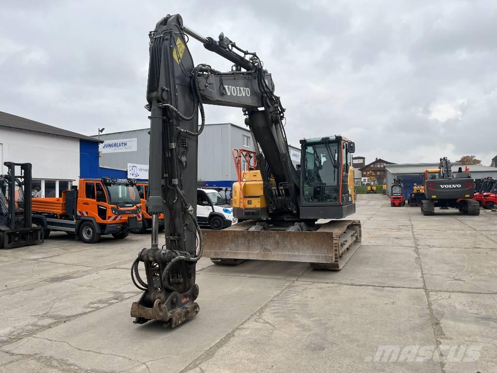Volvo ECR235EL Гусеничные экскаваторы