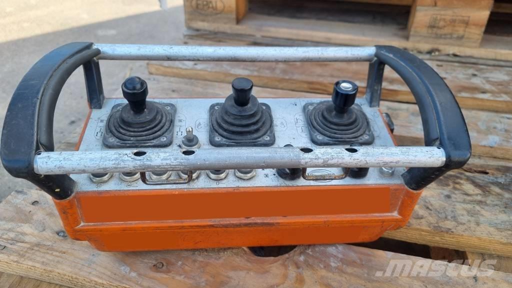 Sandvik DC122R Буровые вышки