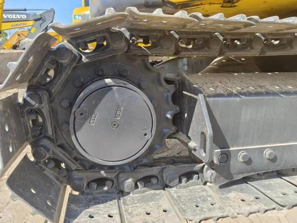 Komatsu PC55MR Гусеничные экскаваторы