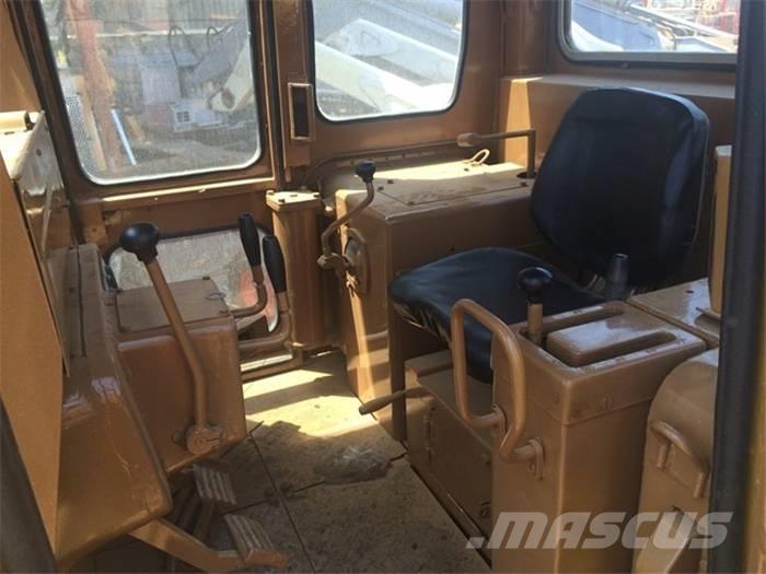 CAT D 6 D Гусеничные бульдозеры