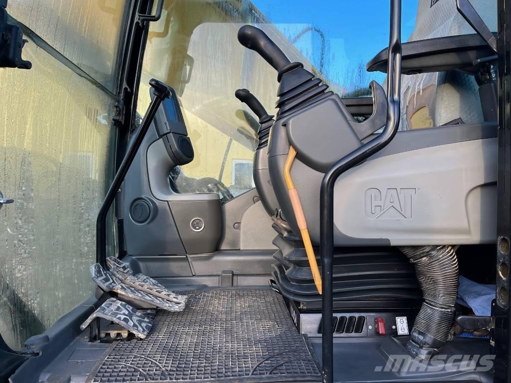 CAT 323 D L Гусеничные экскаваторы
