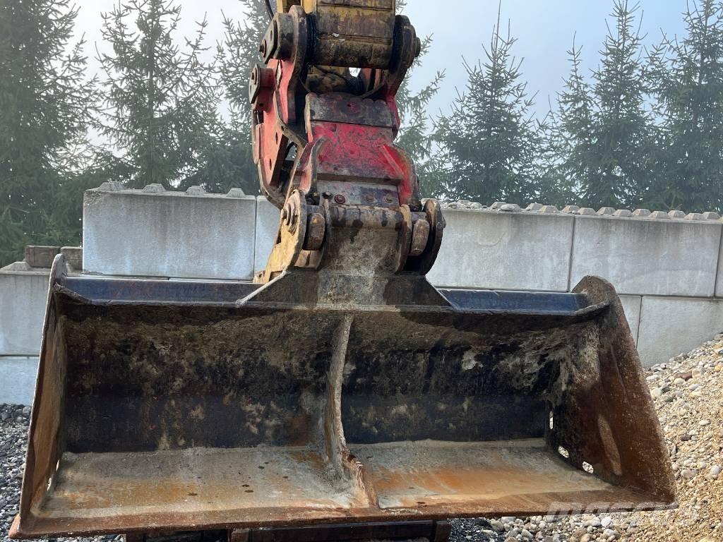 CAT 323 D L Гусеничные экскаваторы