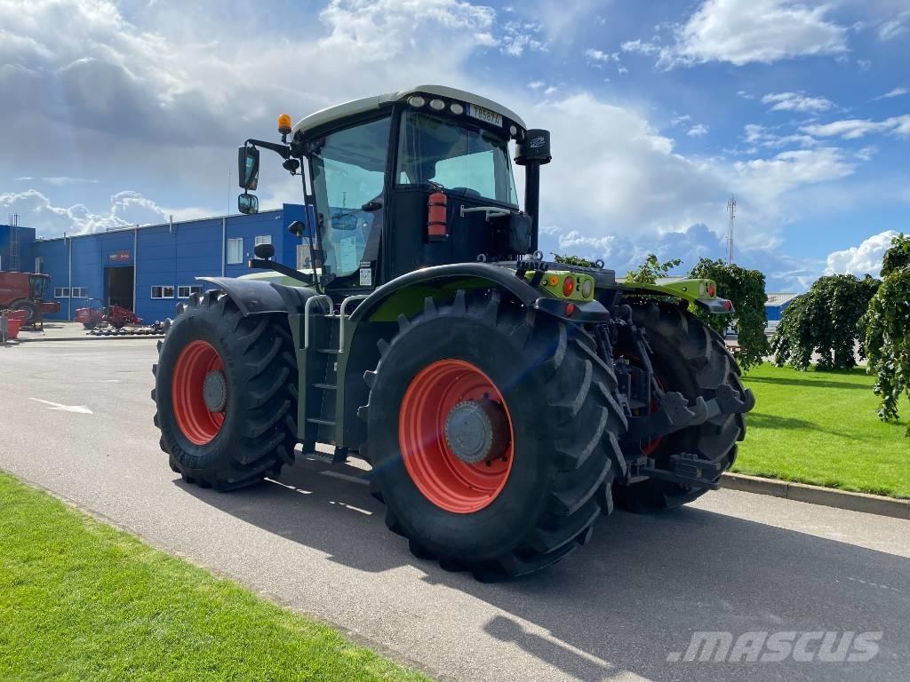 CLAAS Xerion 3800 Трактора