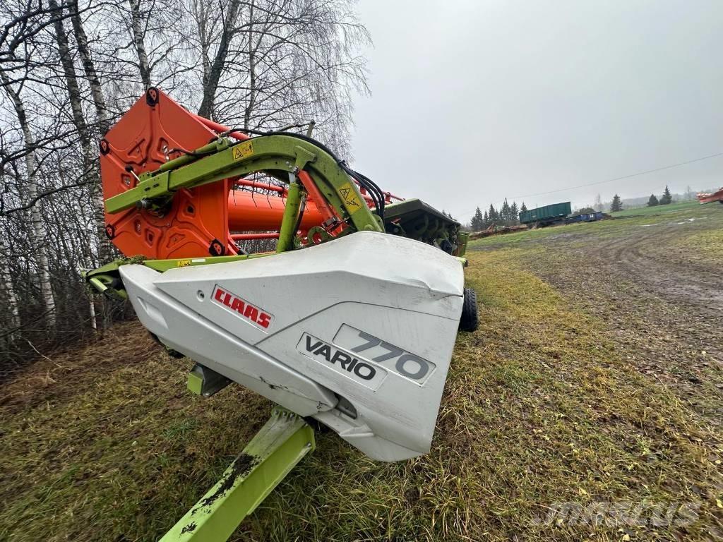 CLAAS Lexion 670 Зерноуборочные комбайны
