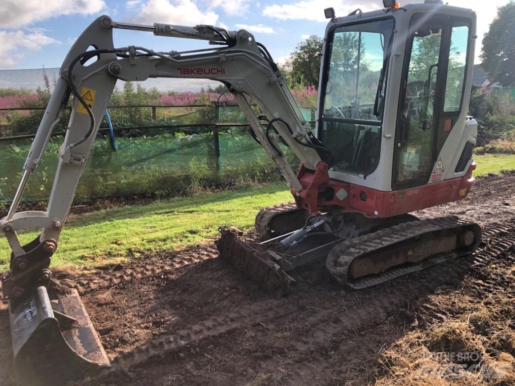 Takeuchi TB 225 Мини-экскаваторы