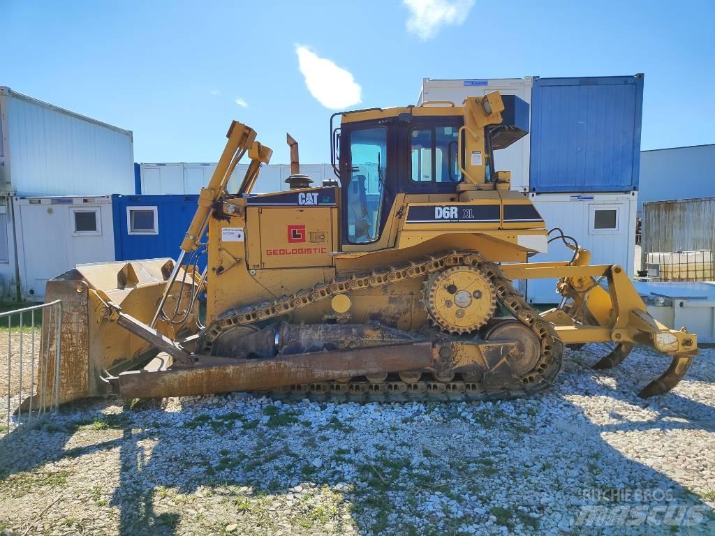 CAT D 6 R XL Гусеничные бульдозеры